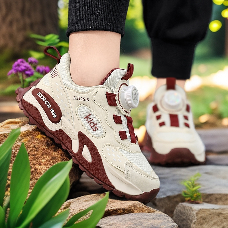 Zapatos deportivos transfronterizos para niños de 6 - 12 años de edad, zapatos de malla transpirables para niñas, 2026 nuevos zapatos para correr con suela suave, zapatos de moda para padres