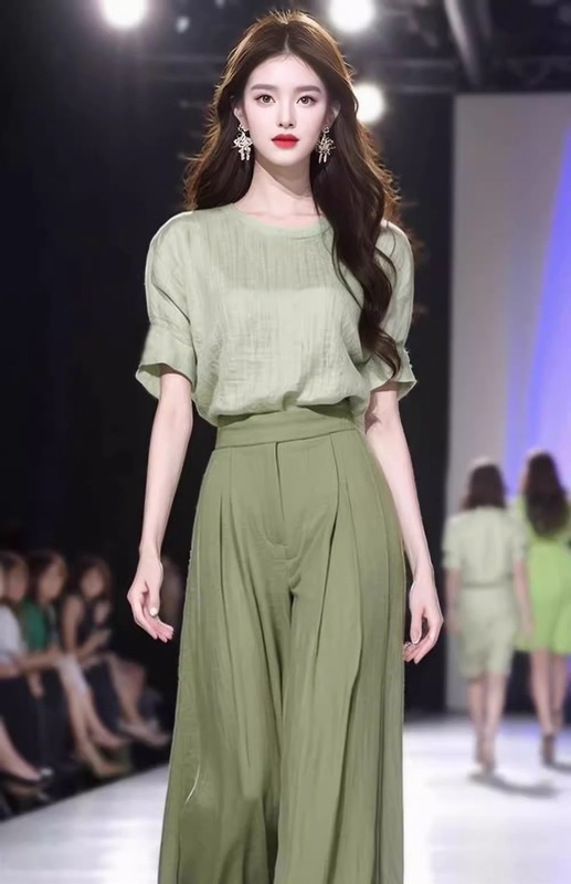 2025年夏服、緑の半袖シャツとワイドパンツのセット、今年人気の女性用ファッションスーツ|undefined
