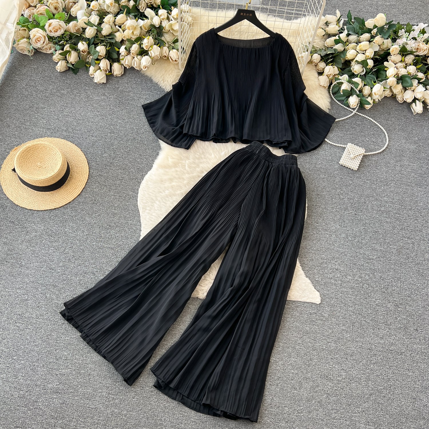 Retro Hepburn Style Women's Summer Loose Fitting T-Shirt High Waist Long Drape Sophisticated Elegant Short Pant Set_ecoleips.com