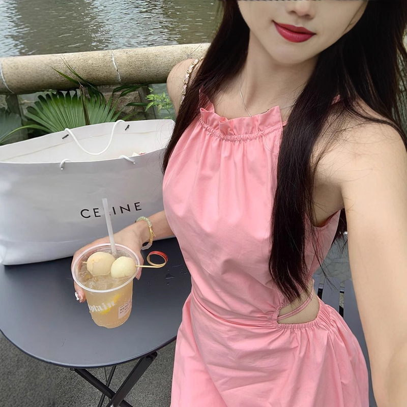Dopamine Barbie Pink Halter Sling dress Women's Summer Backless Long Dress for Sanya Seaside Holiday Beach Dopamine Barbie Pink Halter Sling dress Women's Summer Backless Long Dress for Sanya Seaside Holiday Beach