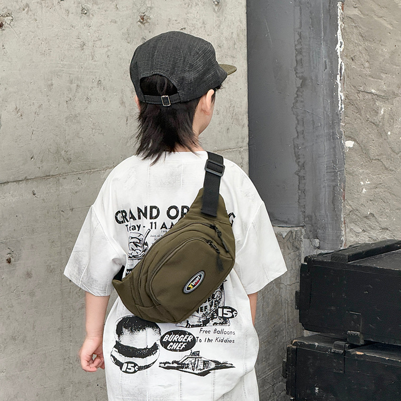 Bolsa de pecho coreana para niños, letras extranjeras, bolsas de cintura deportivas para niños, 2025 nuevas bolsas de comercio exterior para niños