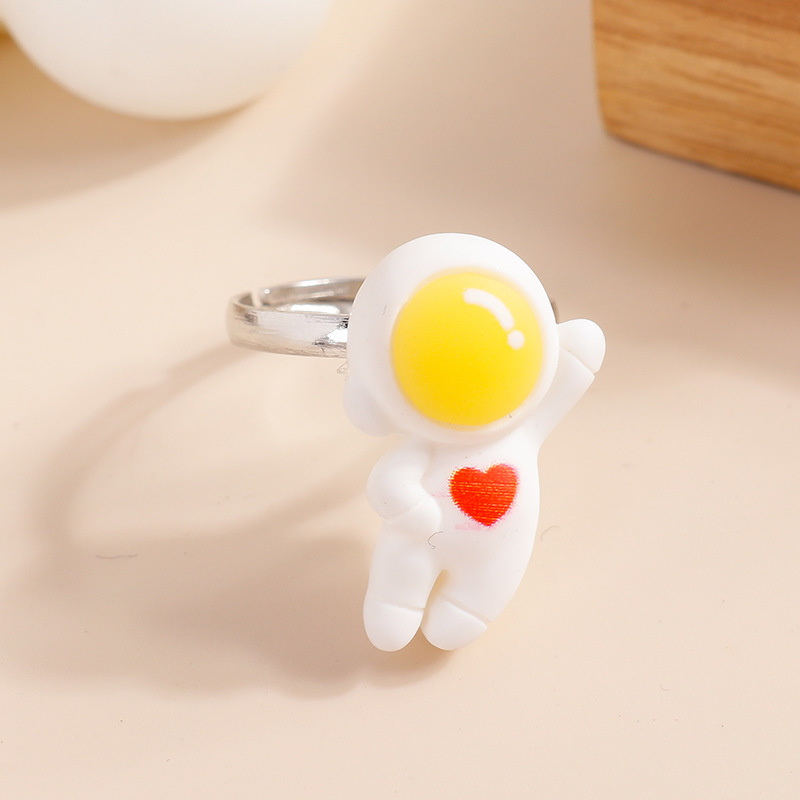 Animation Spaceman Ring Love Cute Children's Day Gift Ring Jewelry Wholesale display picture 3