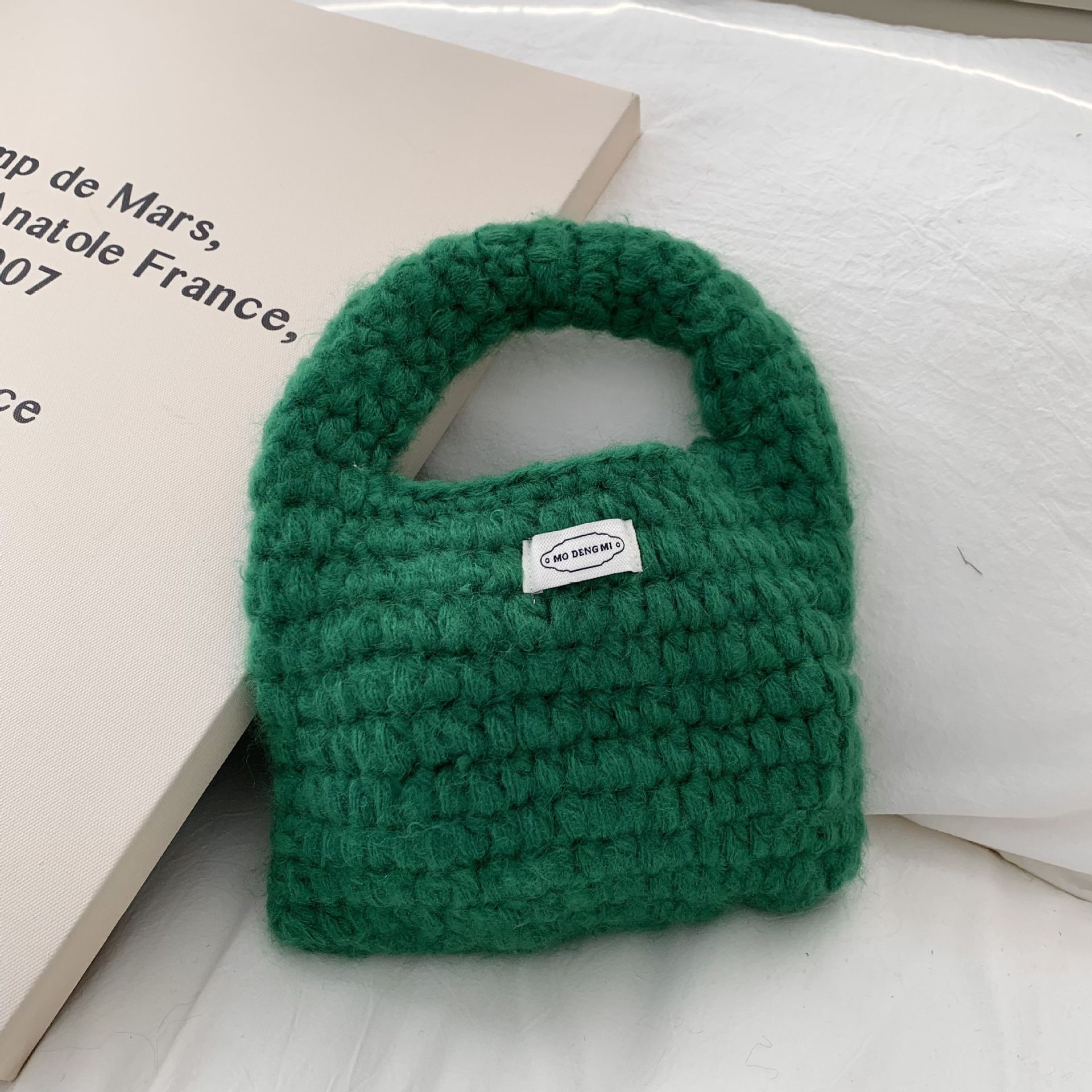 Sal de chicas diarias con bolsas de mano coreanas de color sólido, bolsas de color caramelo de alto nivel de invierno y otoño