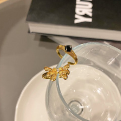 中性英倫風冷淡黑色鋯石戒指小眾設計精緻百搭褶皺蝴蝶食指戒配飾