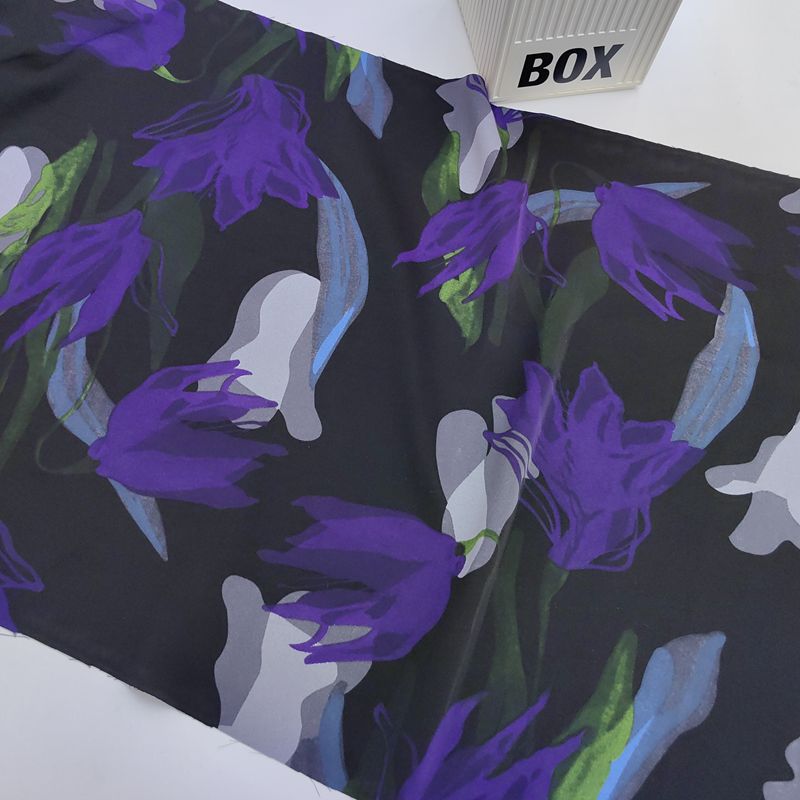 春夏新款黑紫花印花面料女装旗袍连衣裙面料2025春夏【厂家直供】