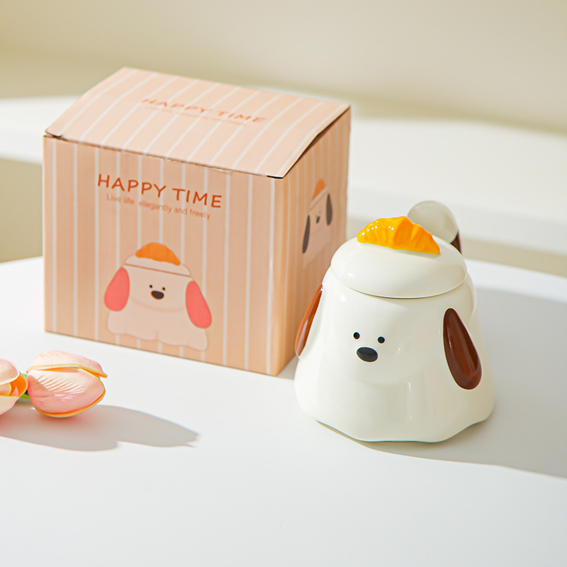 Cartoon dibujado a mano bolsas de corn de perro tazas de oficina encantadoras con tazas de agua cubiertas tazas de desayuno casero regalo de mano