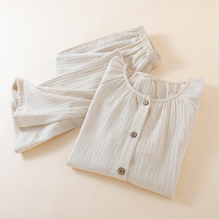 早春款女装套装