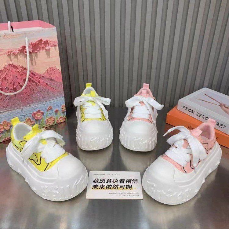 2026 nuevo verano nuevo estilo de moda versátil estudiantes zapatos deportivos ociosos feos y bonitos cabeza grande chic zapatos muffin