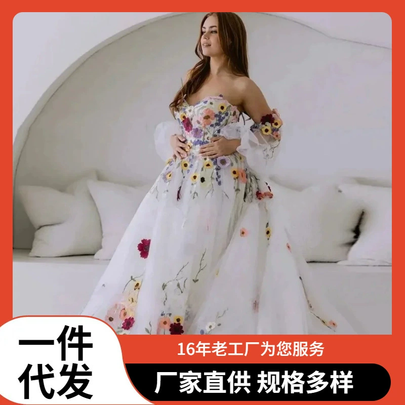 2025 новое свадебное платье с длинным шлейфом из сетки, украшенное 3D-аппликацией из лепесткового кружева, в стиле heavy industry