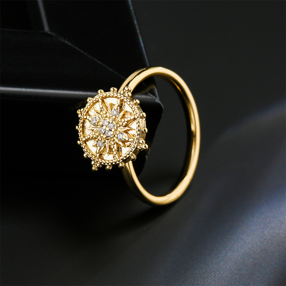 Fashion Can Be Rotated Geometric Sun Shape Copper Inlaid Zircon Open Ring display picture 4