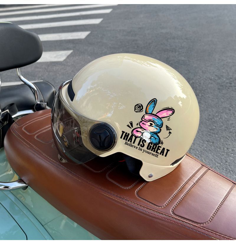 New National Standard 3C Certified Helmet Electric Motorcycle Half Helmet