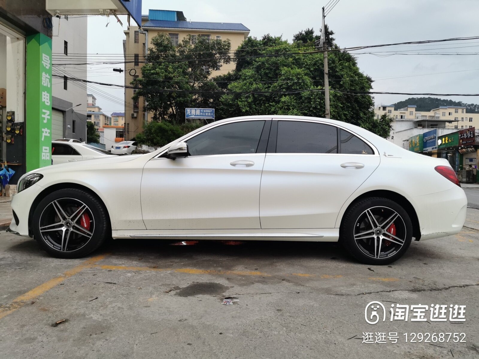 Suitable for Mercedes-Benz caliper covers for C-class C260L, E300L, A200L, G-class, and GLC, specialized for brake modification, made of aluminum alloy