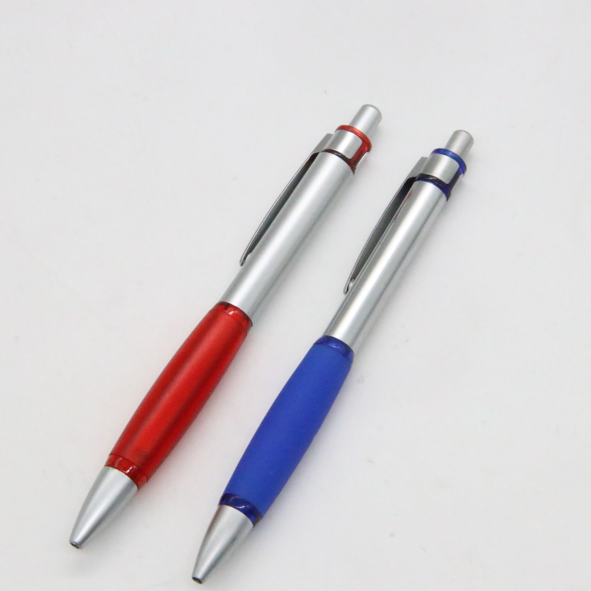 Pluma de metal varilla bolígrafo de alto valor de color de fábrica al por mayor pluma de firma bolígrafo de metal promoción de prensa en stock