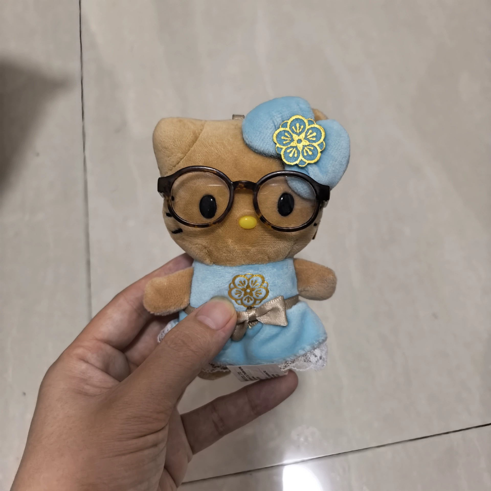 Плюшевый брелок (Sanrio) Hello Kitty, плюшевая кукла-талисман, размеры 10–16 см