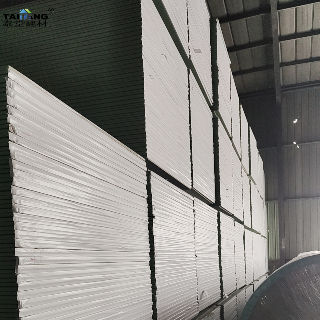 9MM 12.5mm 1220*2440mm Plástico resistente al agua Ba13 Plasterboard Yeso d