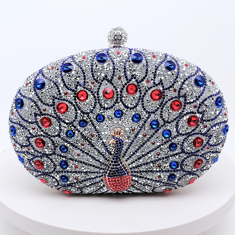 Nuevo bolso de cena de pavo real con incrustaciones de diamantes Bolso de fiesta de estilo retro europeo y americano transfronterizo Bolso de vestido negro de alta gama Ventas directas de fábrica