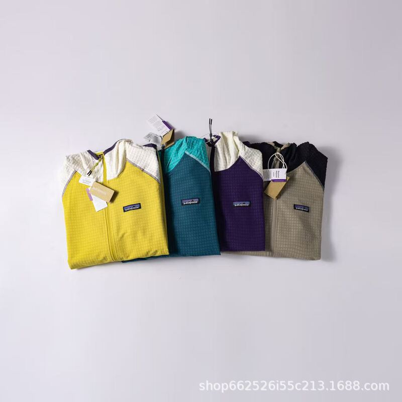 High-quality American-style PAT outdoor fleece R2 hooded softshell jacket with stand-up collar, suitable for both men and women High-quality American-style PAT outdoor fleece R2 hooded softshell jacket with stand-up collar, suitable for both men and women