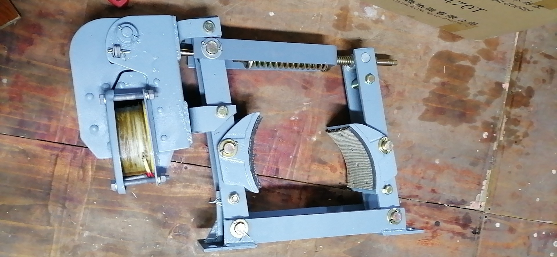 TJ2-100/100,J2-200/200,TJ2-300/200,TJ2-300/300,液压制动器