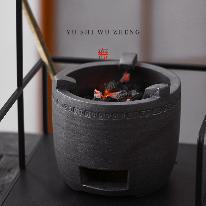 Vintage Black Clay Heat-Resistant Charcoal Stove for Tea Brewing, Outdoor Household Dry Burning Charcoal Tea Stove