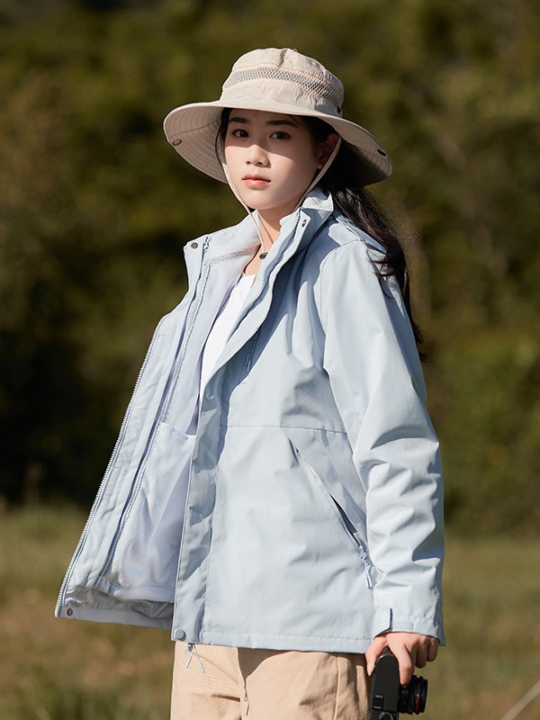 Water repellent jacket for men and women