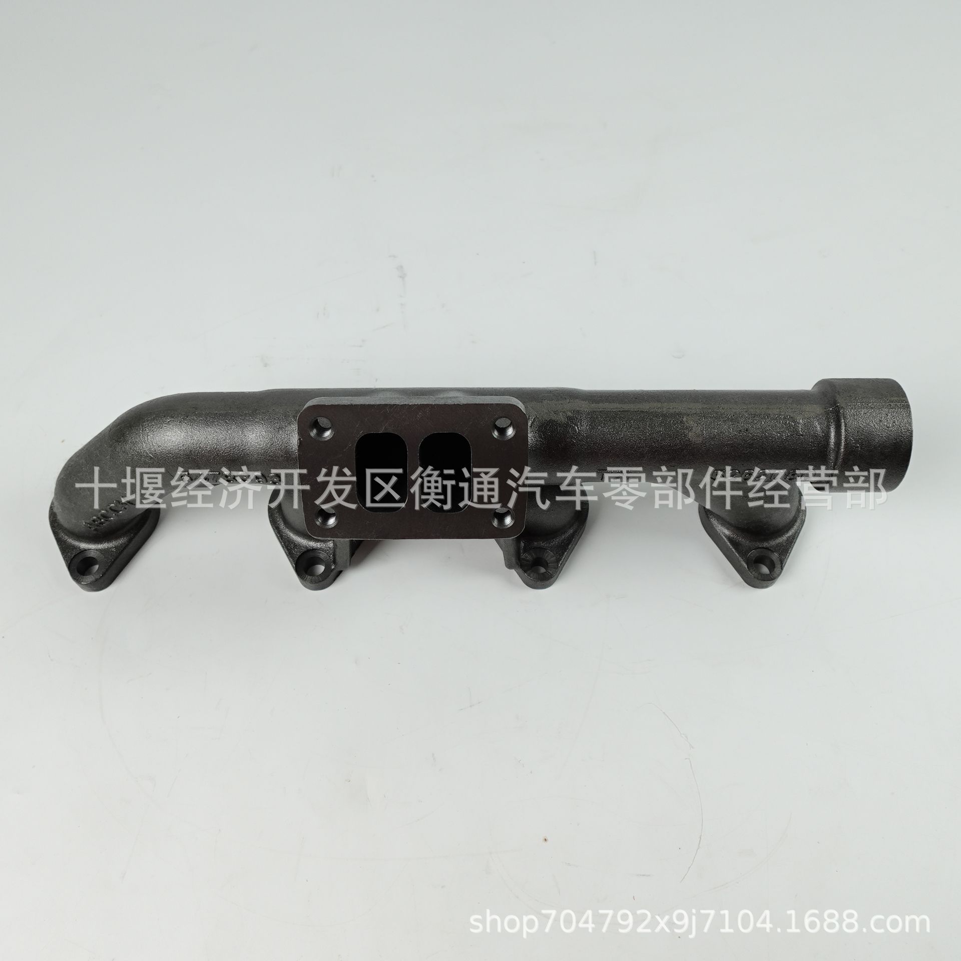 High Quality Cummins Engine Exhaust Manifold 3964070 3943836