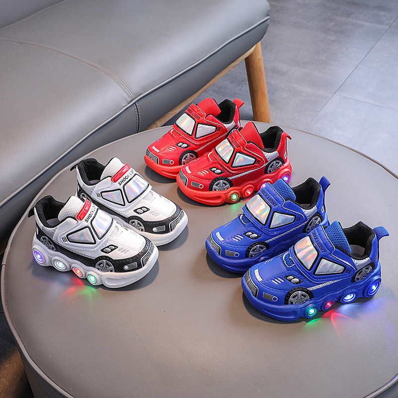 Children's Cartoon Light-Up Sneakers 2026 Autumn Boys' Car Running Shoes Baby Casual Versatile Walking Shoes Trendy