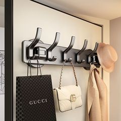 メーカーは、パンチングなしの吸盤フック、家庭用玄関ドアのコートフック、寝室の壁の多機能コートフックを供給しています。