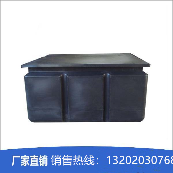 滚塑加工 滚塑厂家卡丁车护栏加工 滚塑加工产品来图来样滚塑加工