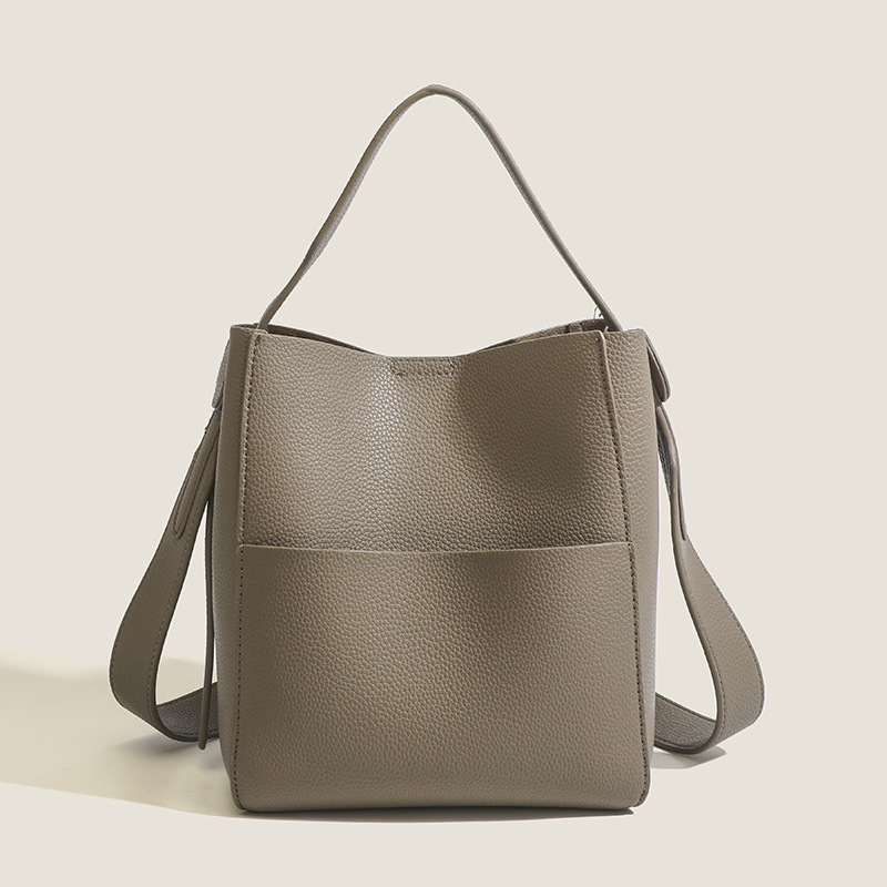 Women's 2024 Spring New Bag Texture Crossbody Bag Water Bucket Bag Large Capacity Hand Hold Single Shoulder Bag