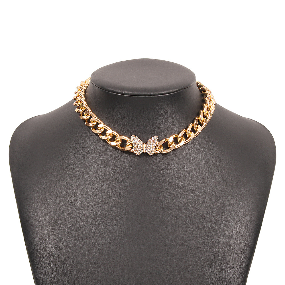 Collier Court Épais Papillon Diamant Hip-hop En Gros Nihaojewelry display picture 3