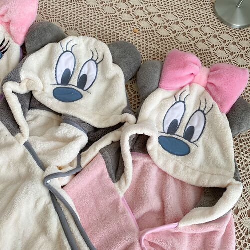Children's hooded bath towel, four-season bath towel, small and medium-sized baby coral fluff bath towel, cloak, animal cartoon pattern