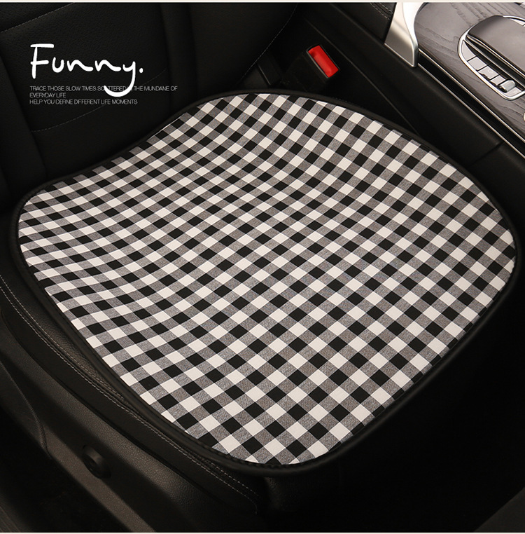 Car Seat Cushion, Four-Season Universal, Heart-Shaped Dog Seat Cushion, Suitable for Five-Seater Cars, Women's Interior, Cartoon Cute, Comfortable, Non-Slip