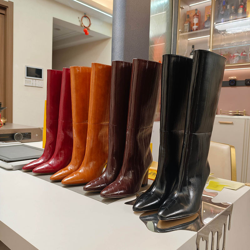 2025 New Winter Style Actress's Same Style Curved Bow High-Heeled Knee-High Leather Boots, Fashionable and Sexy Sleeve Boots for Women!