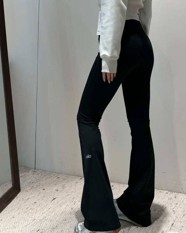 alo女款微喇瑜伽裤 高腰弹力健身休闲运动休闲显瘦喇叭长裤|undefined