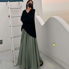 緑の半身のスカートの女性の春秋の文芸の優しさの大きいサイズのスカートは重ねて長いタイプのペンダント感の純色の新しい中国式のスカートを着ます。