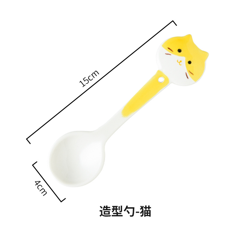 새끼 고양이 스타일 수프 스푼
