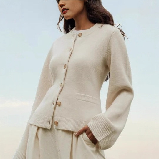European and American Cross-Border Independent Station Style Sweater Jacket for Women Autumn and Winter New Soft and Lazy Style Knitted Cardigan European and American Cross-Border Independent Station Style Sweater Jacket for Women Autumn and Winter New Soft and Lazy Style Knitted Cardigan