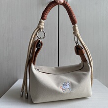 ����Ӽ玧�����̽�а����y��H������⏰�Ҹ�°����K�Q�KŮ��