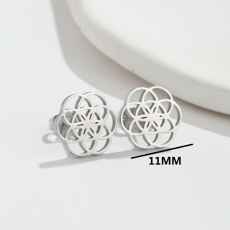 Fashion Flower Stainless Steel Plating Hollow Out Ear Studs 1 Pair display picture 1