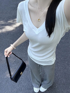 Plus Size Fat mm French White V Neck Versatile Short-Sleeved T-Shirt Women's Summer New Slim Fit Sweet and Spicy Tight Waist Top