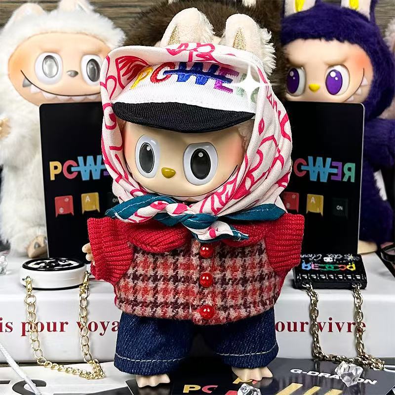 Labubu se sienta en la fiesta, ropa de bebé, caja ciega de primera generación, ropa de bebé Labubu, ropa de tela rabble, cara de vinilo de felpa
