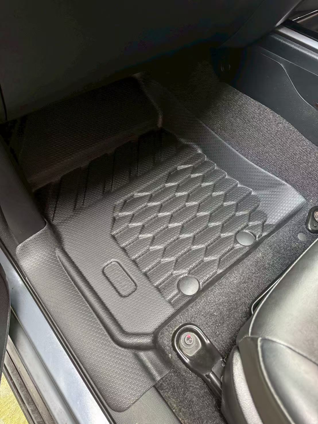 D-MAX Floor Mats 2020-2024 TPE Car Mats Anti-Slip Waterproof Black
