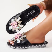 ��ʽˮ荻���һ����Ů2025�¿��n����Ů�L�r��ƽ���Ϝ�����|��Ь