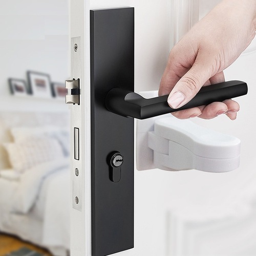 跨境热销 儿童安全门把手锁 Door lever lock 防开门宝宝安全锁