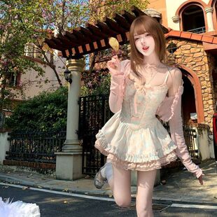 �����¿��n��ͨ�ڿɐ������L����������������B��ȹ�ɼ���Ů