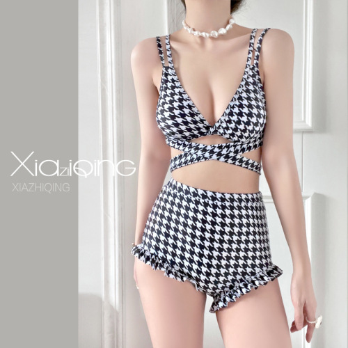 Song Zhiya's same style swimsuit for women in hot spring split houndstooth bikini single is hell sexy pure lust style