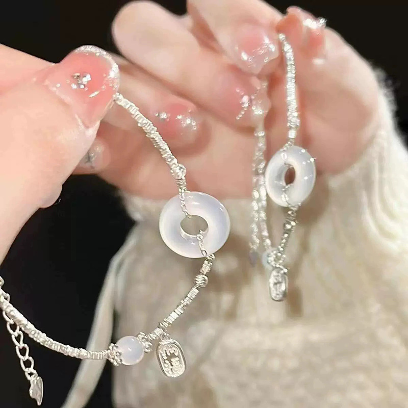 New Chinese-Style Fortune-Attracting Silver Safety Buckle Bracelet for Women, Niche Design with a High-End Feel, Exquisite and Fashionable Versatile Jewelry New Chinese-Style Fortune-Attracting Silver Safety Buckle Bracelet for Women, Niche Design with a High-End Feel, Exquisite and Fashionable Versatile Jewelry