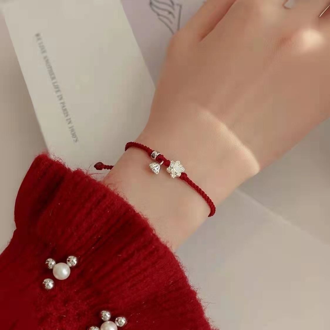Good Luck Lotus Hand Rope Women's Hand-woven Lotus Butterfly Red Rope Buming Year Bracelet Examines Ashore to Send Girlfriend Gifts