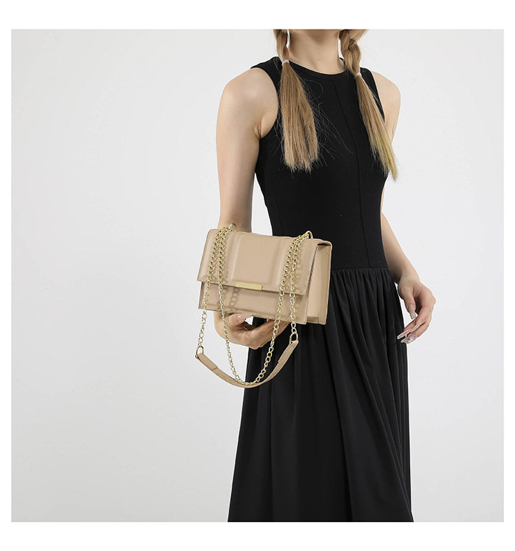Cross-border commuting small square bag, retro chain single-shoulder bag, Korean version crossbody bag, new autumn/winter 2024 collection, women's bag undefined