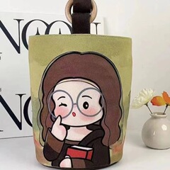 新商品のバッグが可愛いです。大容量のバケツバッグを使って外出します。